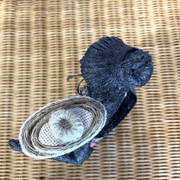 Handcrafted Indian Women Made of Plastic Bottle & Newspaper w/ Baskets & Chopper - Picture 8 of 13